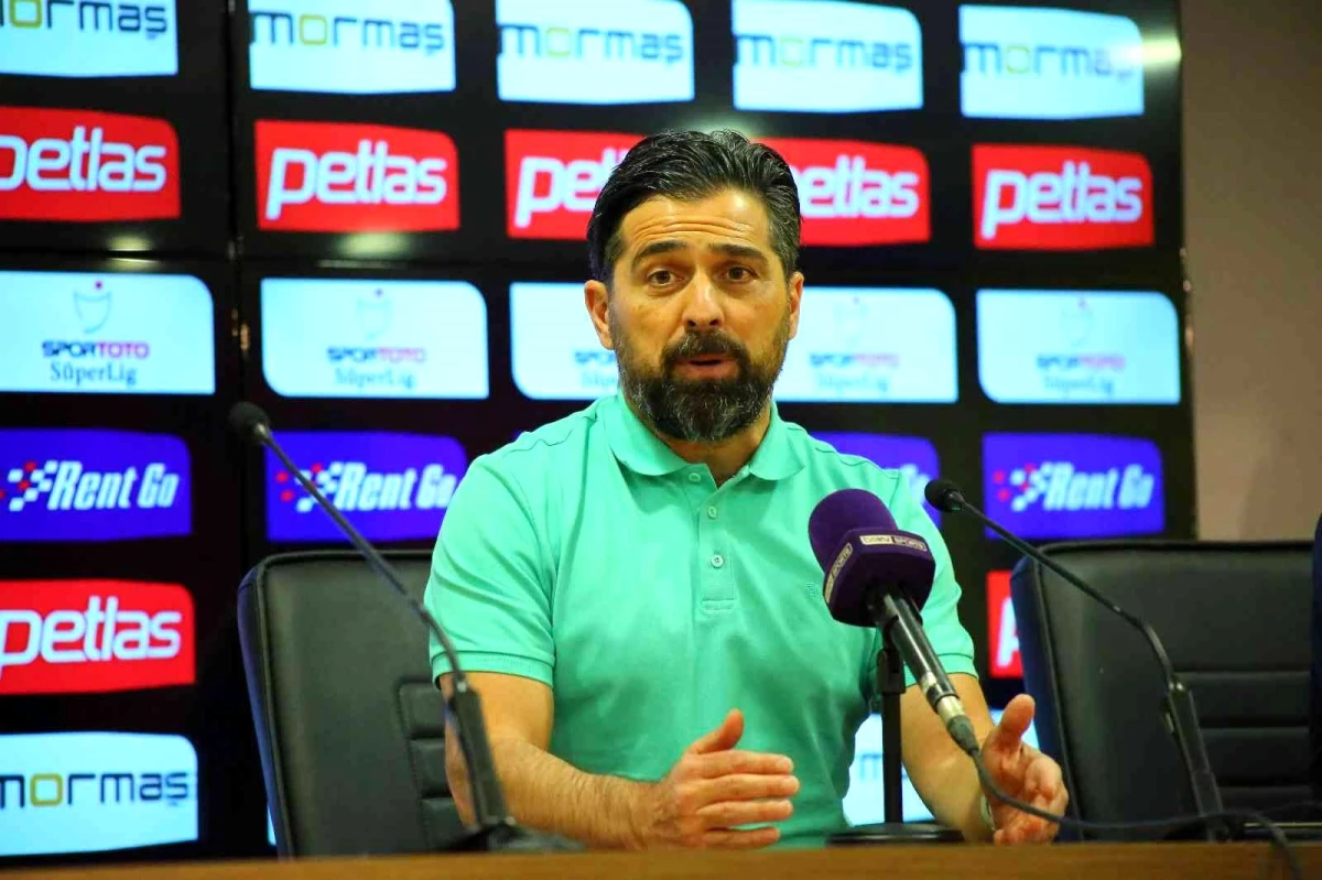 İlhan Palut: 'Bu maç bize dersler verdi'