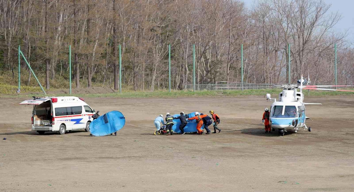 Japonya\'da kaybolan turist botundaki 10 kişinin cansız bedenine ulaşıldı