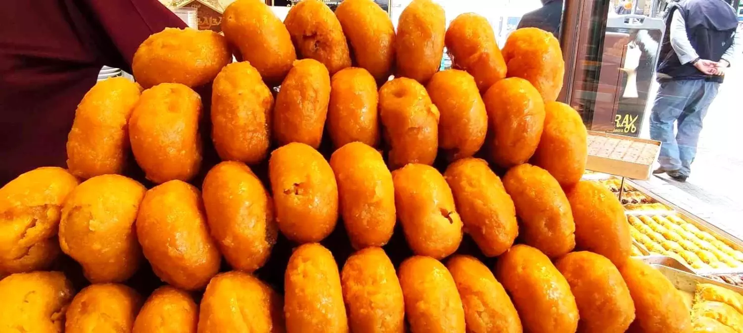 Sadece ramazan ayında yapıyor, tarifini kimseye vermiyor