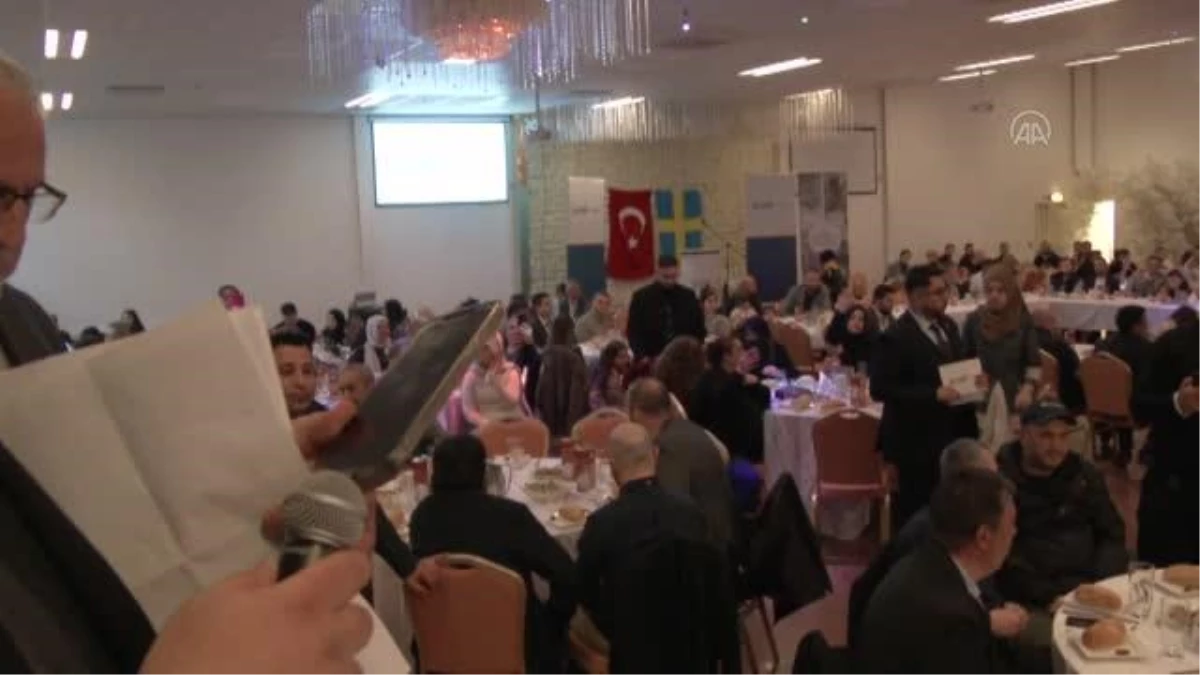 STOCKHOLM - İsveç\'teki Türkler, Uluslararası Demokratlar Birliğinin iftar programında buluştu