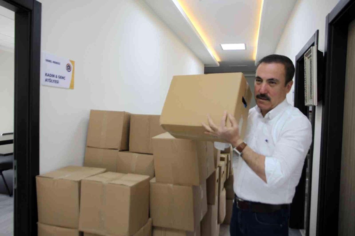 AHİD\'den Ramazan\'da ihtiyaç sahiplerine yardım