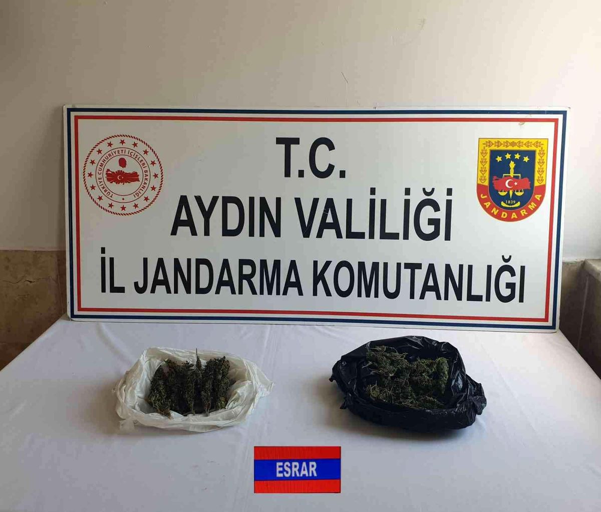 Aydın\'da bir haftada yaklaşık 3 kilo uyuşturucu ele geçirildi