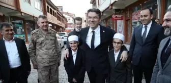 Erzurum Valisi Memiş, hafızlık eğitimi alan öğrencilerle iftar yaptı