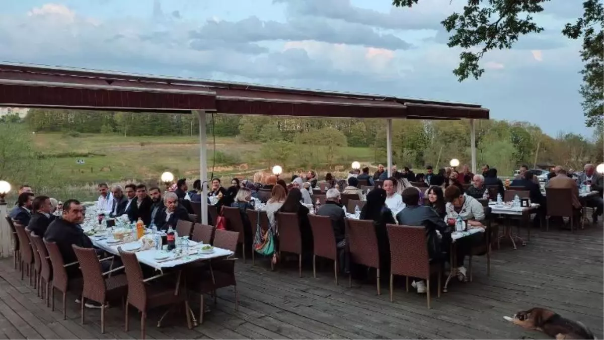 İhlas çalışanları iftar yemeğinde bir araya geldi