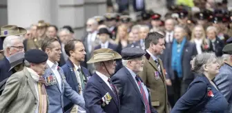 Prens William ve eşi Kate Middleton 'Anzak Günü' anma töreninde