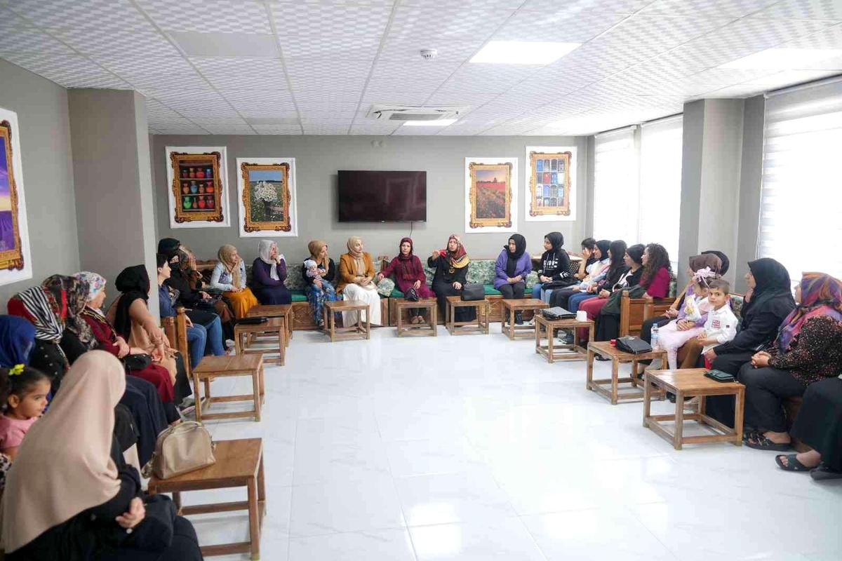 Kadınlar kendi lokalinde dinlenip stres atıyor