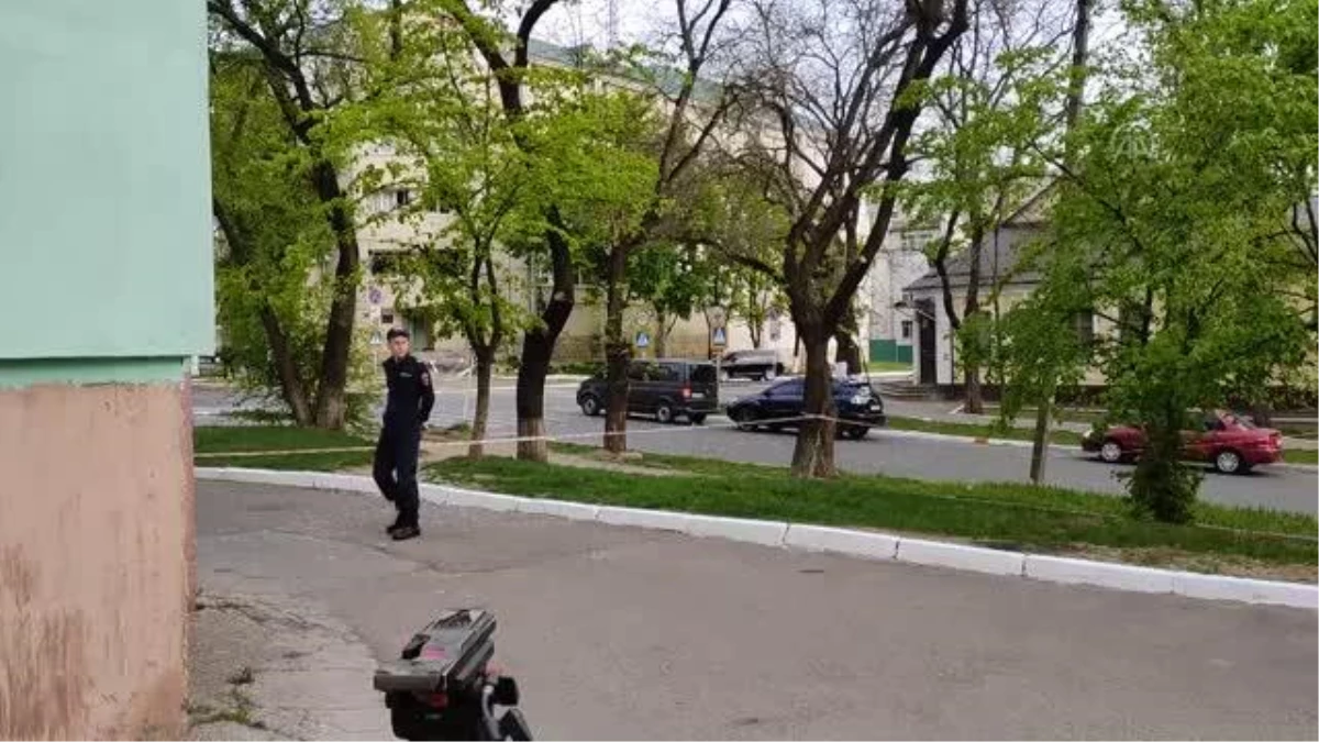 Moldova\'nın Transdinyester bölgesinde bir binaya roketatarlı saldırı