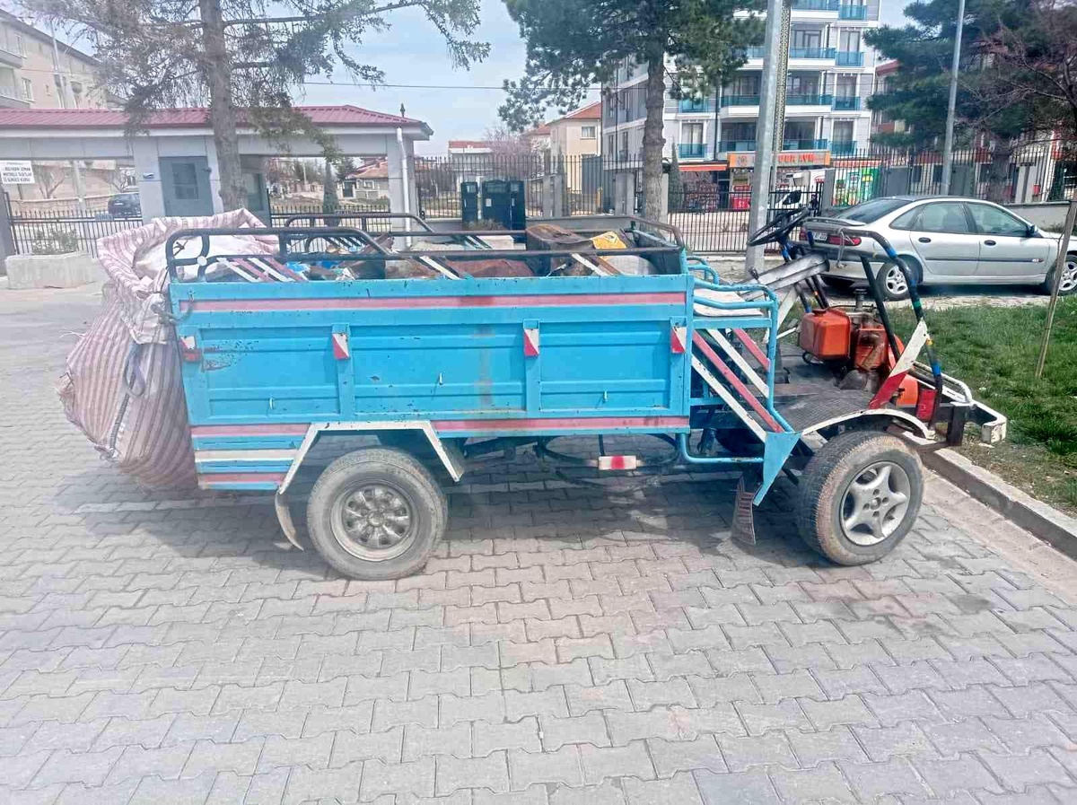 Patpatla hırsızlık yağan 2 kişi kıskıvrak yakalandı