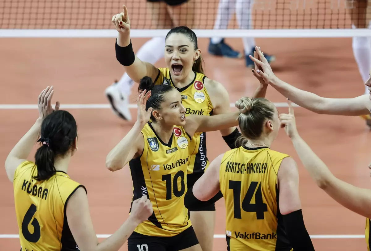 Voleybol: Misli.com Sultanlar Ligi play-off 1-4 etabı