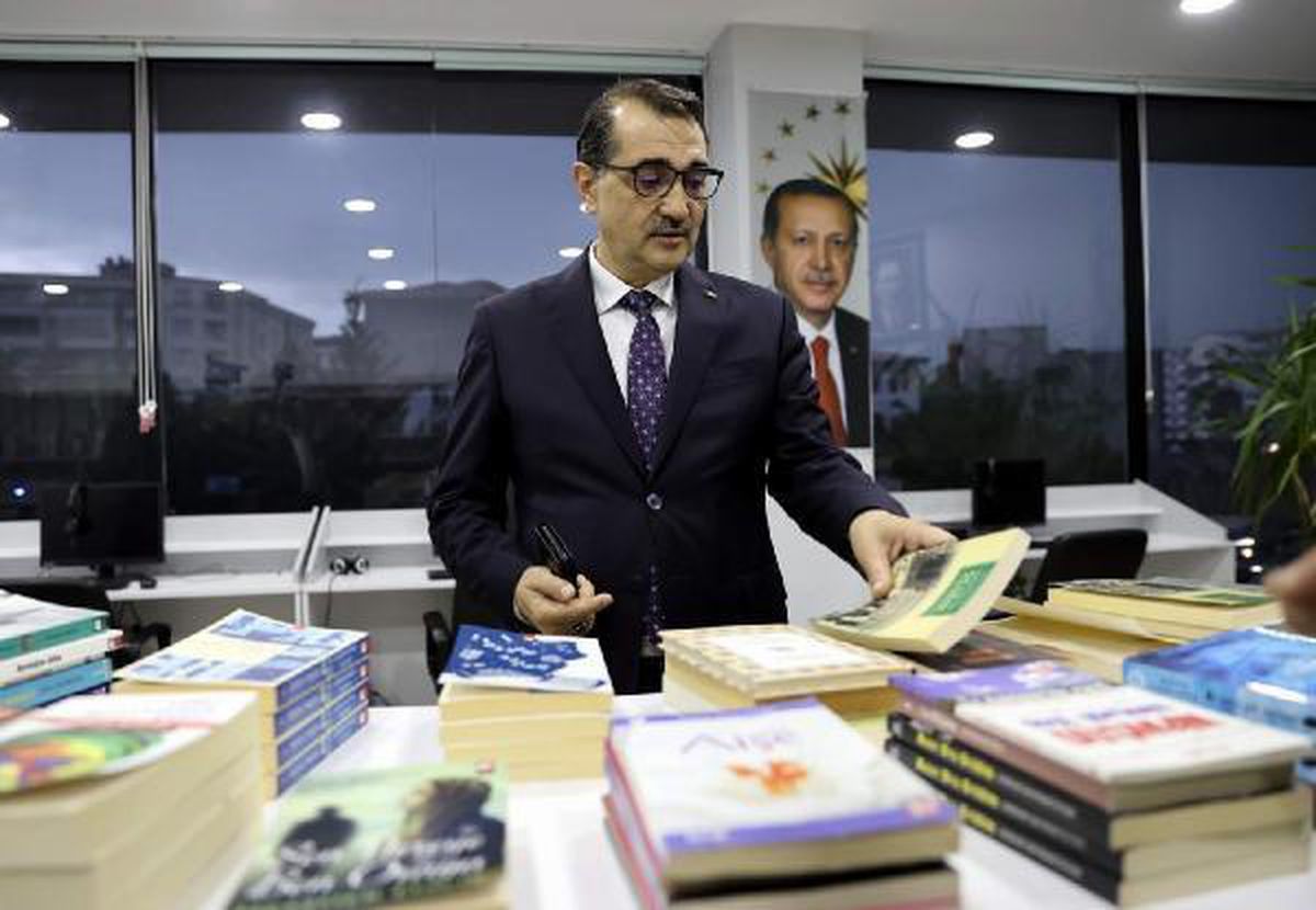 BAKAN DÖNMEZ 2023'TEN SONRA YENİ TÜRKİYE'Yİ HEP BİRLİKTE İNŞA EDECEĞİZ
