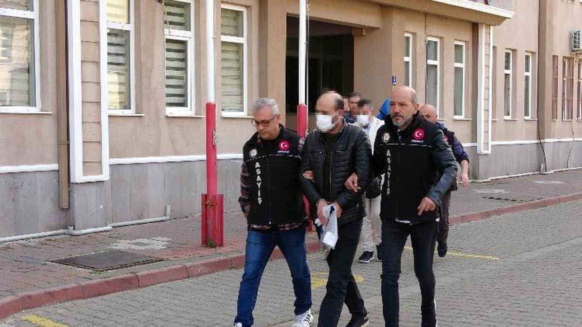 Çanakkale\'de nitelikli yağma ve ihaleye fesat karıştırma iddiasıyla 5 zanlı yakalandı
