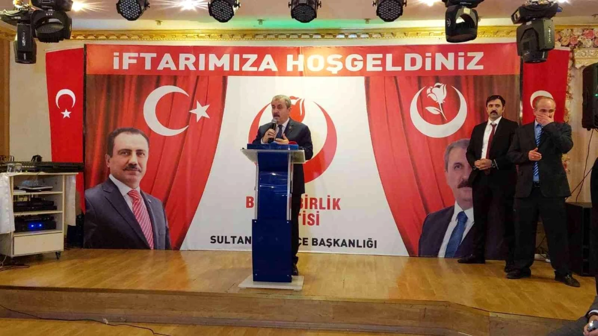 BBP Genel Başkanı Destici, İstanbul\'da iftar programında konuştu