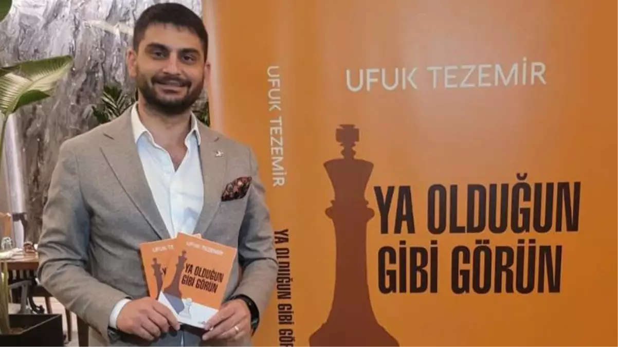 Kurtuluş Vakfı Başkanı Ufuk Tezemir\'in yeni kitabı Ya Olduğun Gibi Görün okuyucularla buluştu