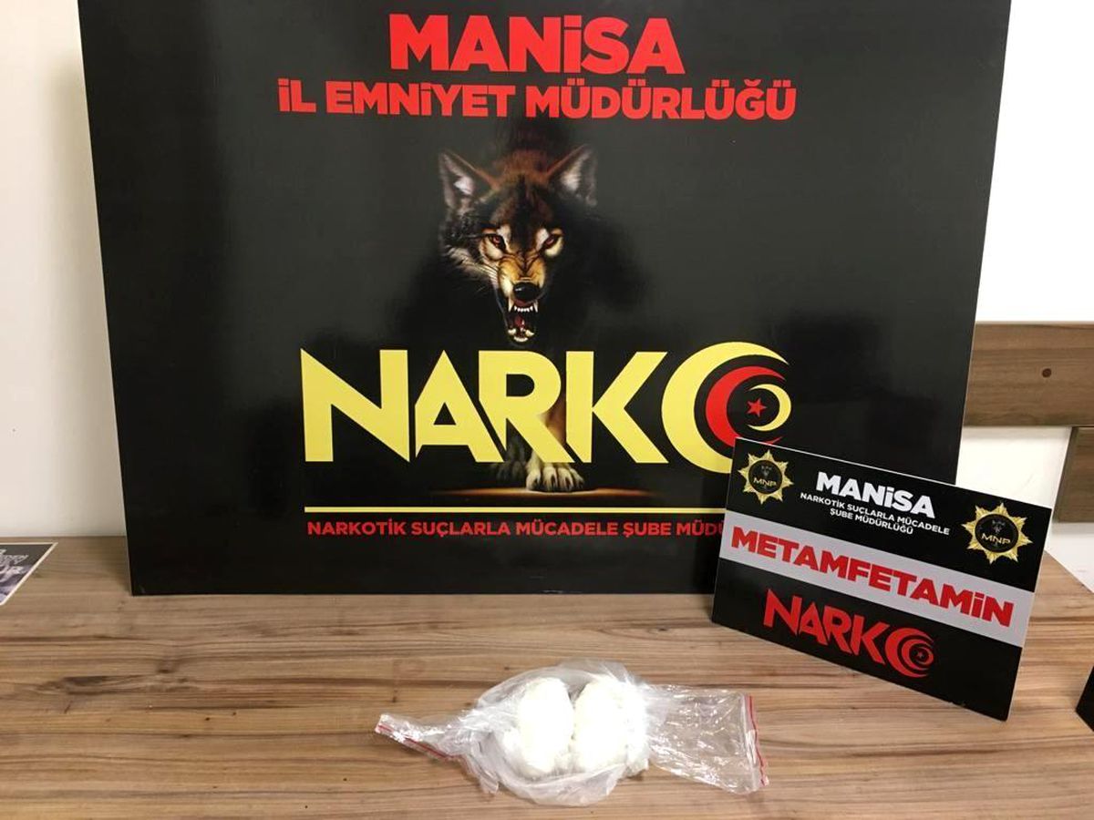 Manisa\'da uyuşturucu operasyonu: 3 tutuklama