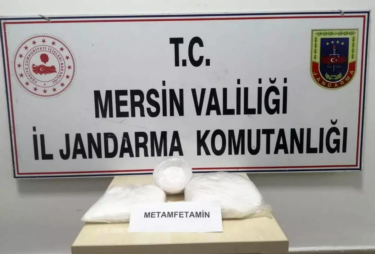 Mersin\'e otobüsle uyuşturucu getiren şüpheli otogarda yakalandı