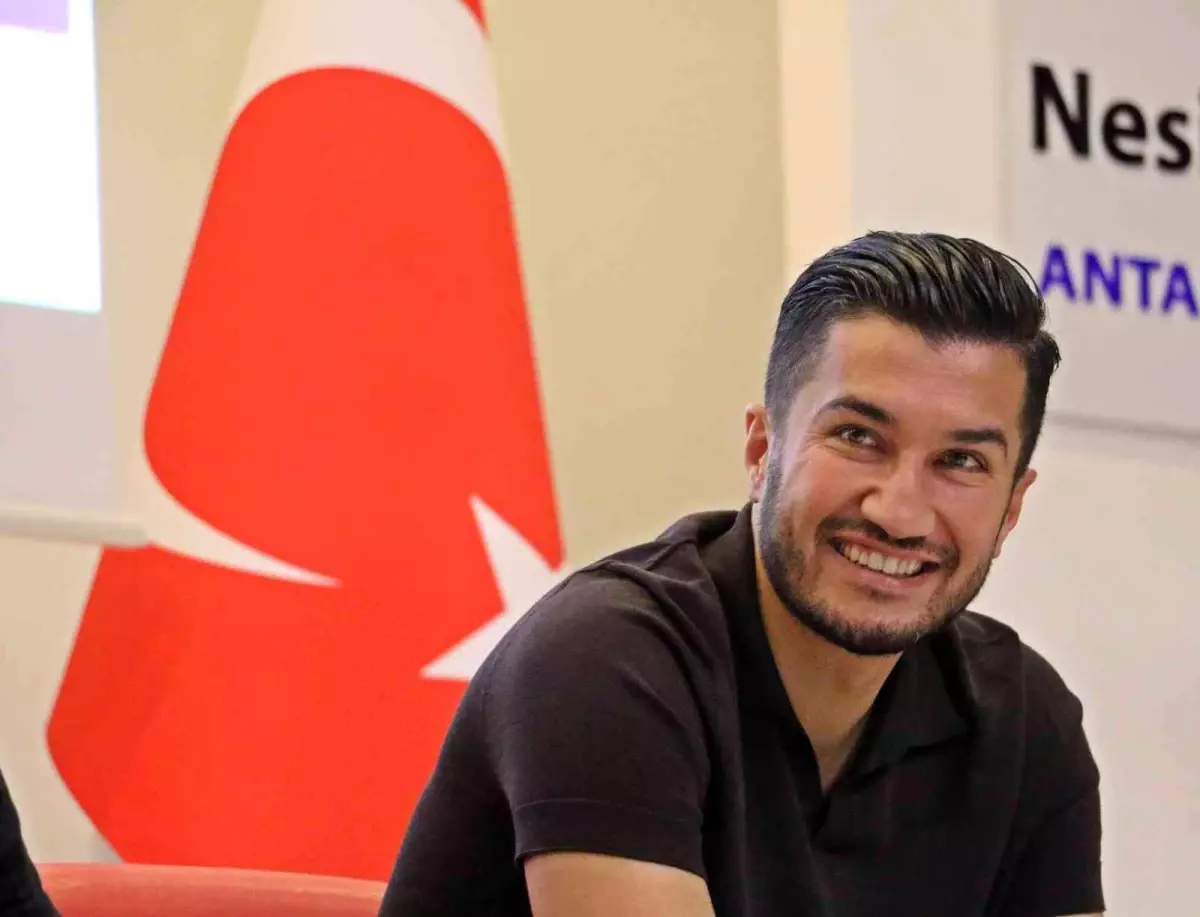 Nuri Şahin: "50 milyon Euro transfer bütçemiz olsa Frankie de Jong\'u isterdim"