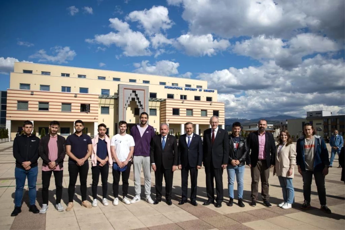 TBMM Başkanı Şentop Uluslararası Saraybosna Üniversitesi\'ni ziyaret etti