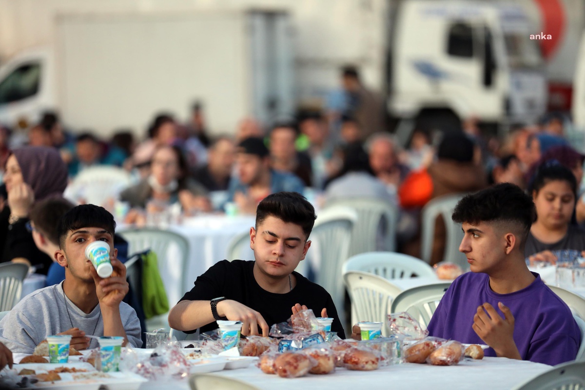 Yenimahalle Yahyalar Sakinleri Aynı Sofrada Buluştu