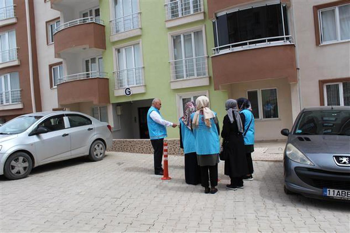 300 aileye bayram öncesinde yardım ulaştırmayı hedefliyorlar