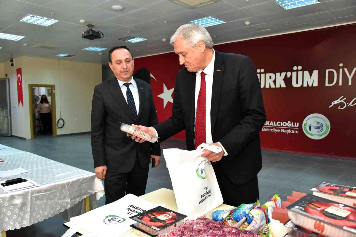 Başkan Bakkalcıoğlu "Hiçbir çocuğumuz yatağa aç girmesin istedik"