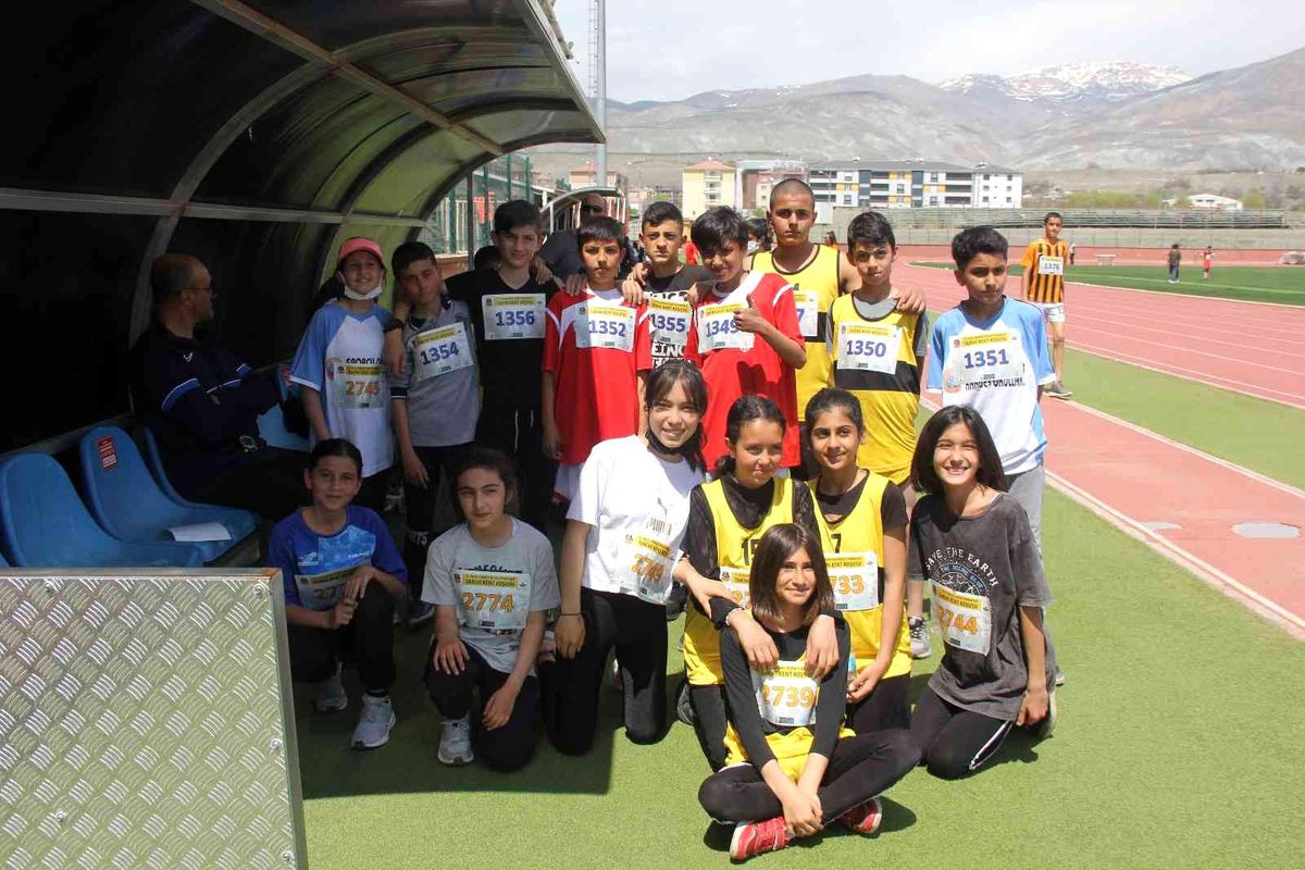 Erzincan\'da 100\'e yakın öğrenci SEM seçmelerinde ter döktü