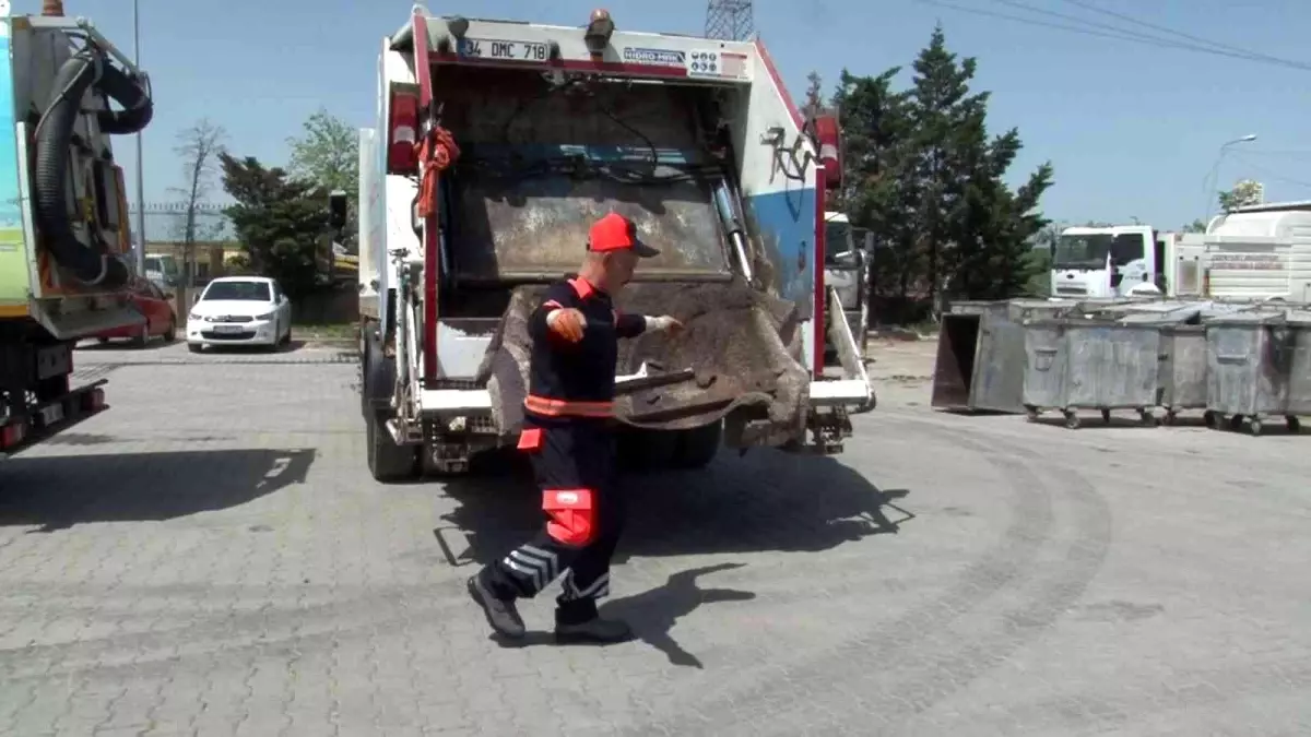 Esenyurt\'ta dans eden temizlik görevlisi konuştu