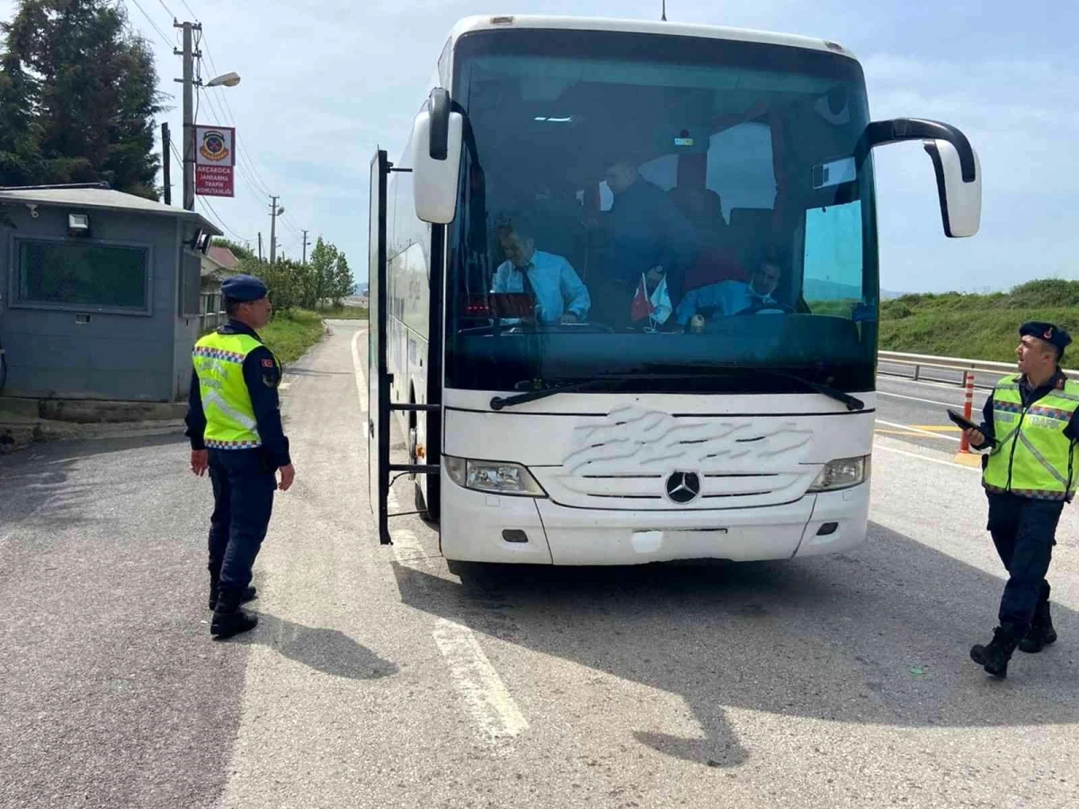 Jandarmadan toplu taşıma araçlarına sivil kıyafetli denetim