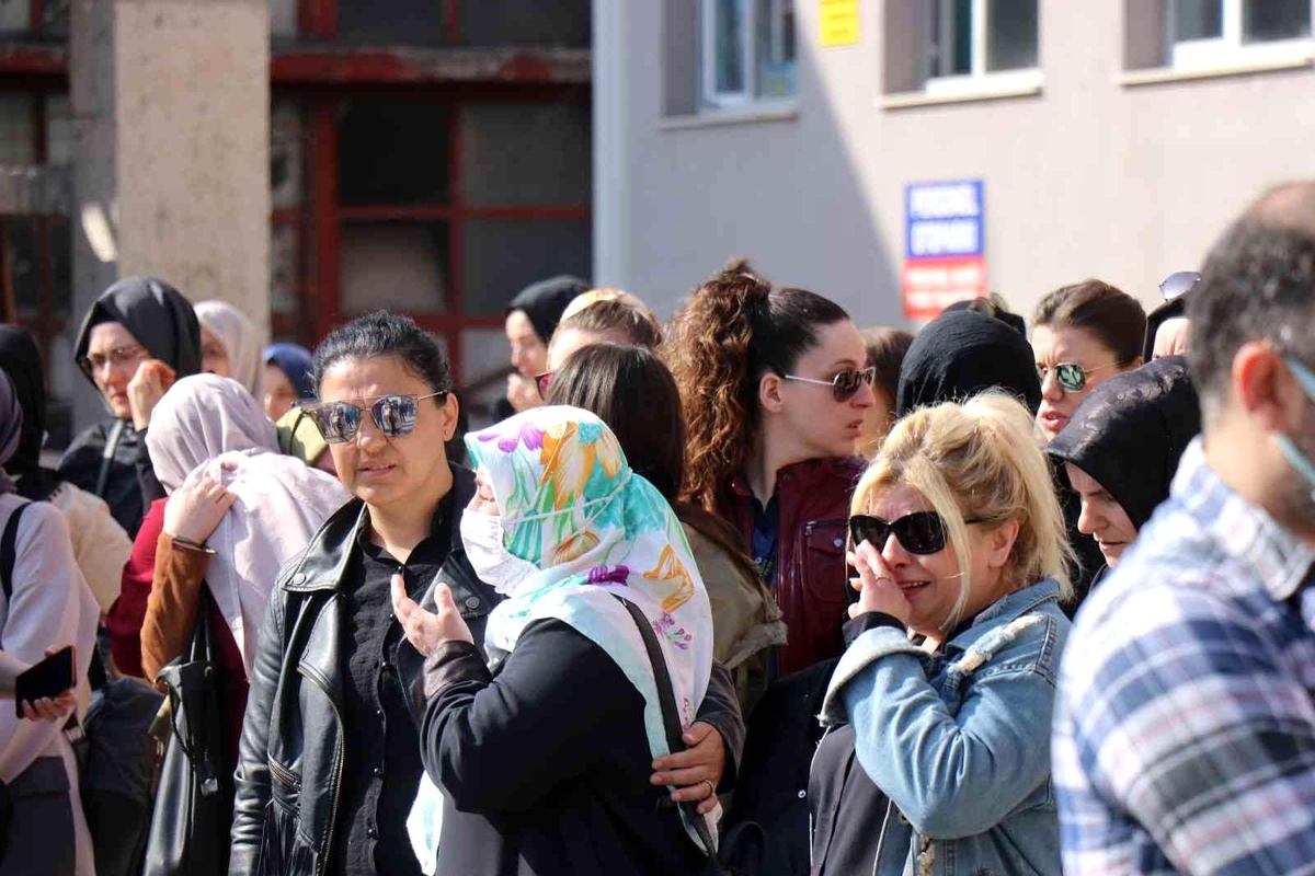 Kardeş kurbanı olan mesai arkadaşını boğazı düğümlenerek anlattı