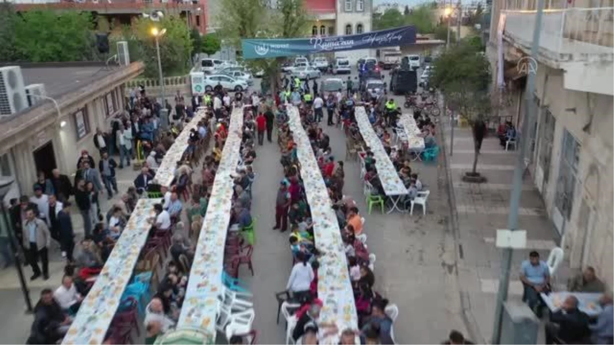 Midyat Belediyesince vatandaşlara yönelik ikinci iftar programı düzenlendi