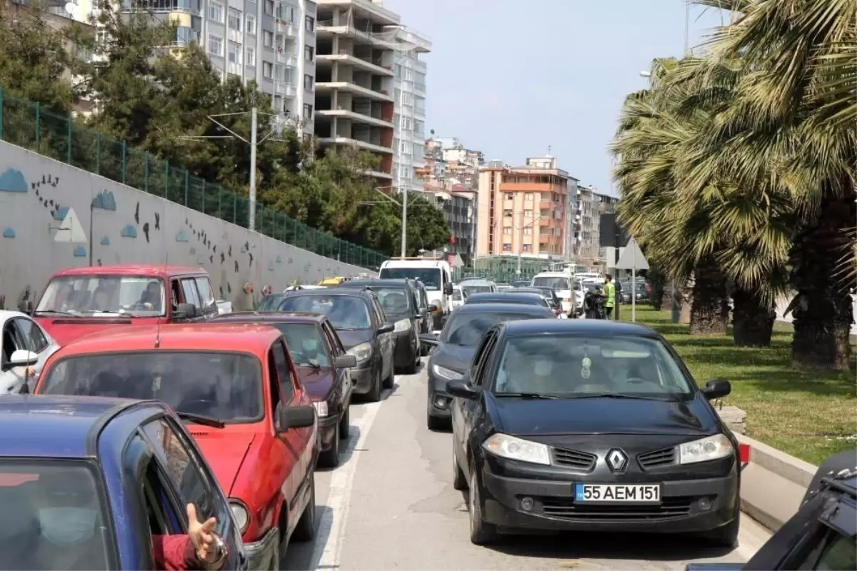 Samsun trafiğine kayıtlı 402 bin 98 motorlu kara taşıtı var