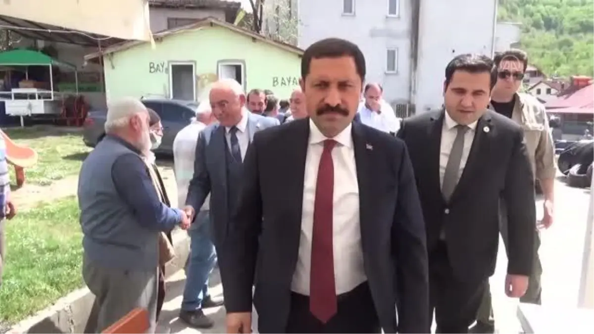 Amasya Valisi Masatlı sulama sistemlerini açtı