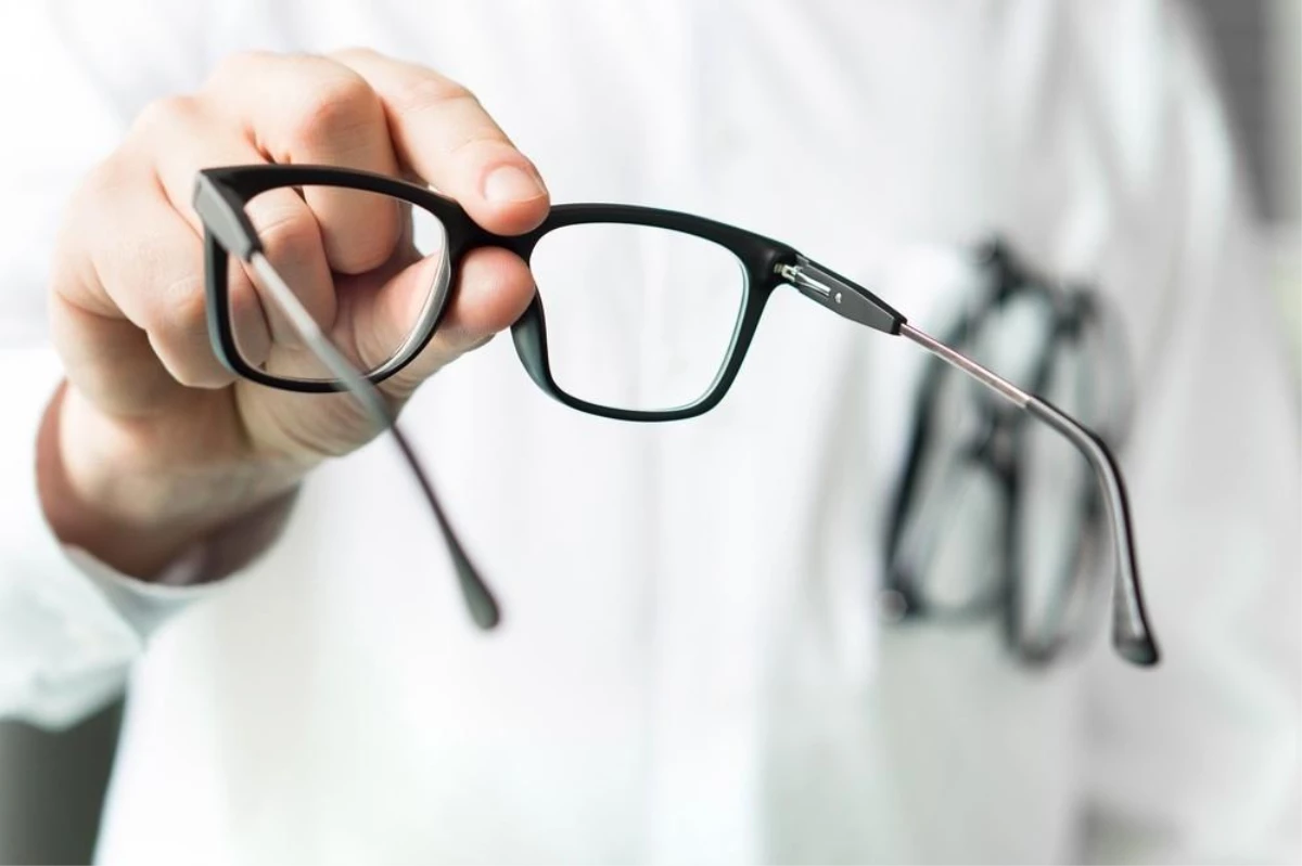 Dinlendirici gözlük adı altında satılan ürünlere karşı uzmanlar uyarıyor