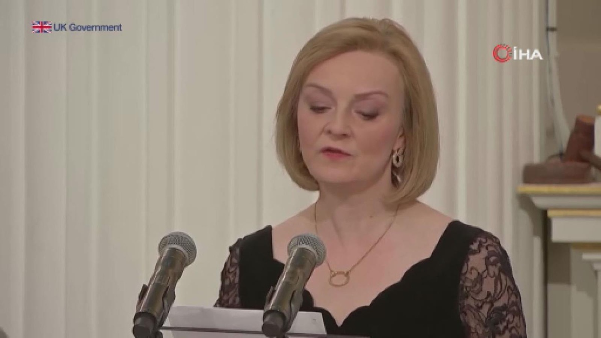 İngiltere Dışişleri Bakanı Truss: "Ukrayna\'ya olan desteğimizi ikiye katlamalıyız"