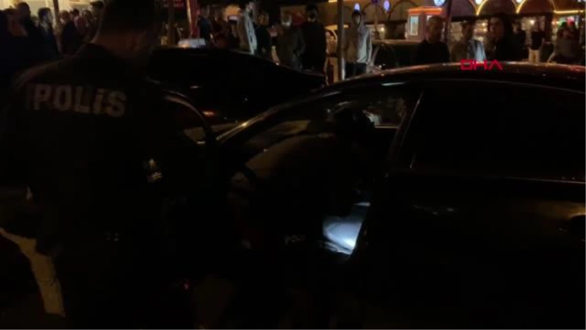 Son dakika haberi | İSTANBUL-ATAŞEHİR\'DE POLİSTEN KAÇARKEN KAZA YAPAN OTOMOBİLDEN UYUŞTURUCU VE SİLAH ÇIKTI