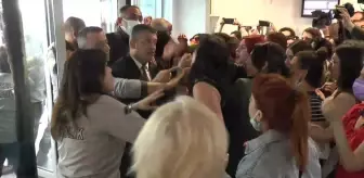 İstanbul Sözleşmesi Davasının Başladığı Sırada Danıştay'da Polislerle Kadınlar Arasında Arbede