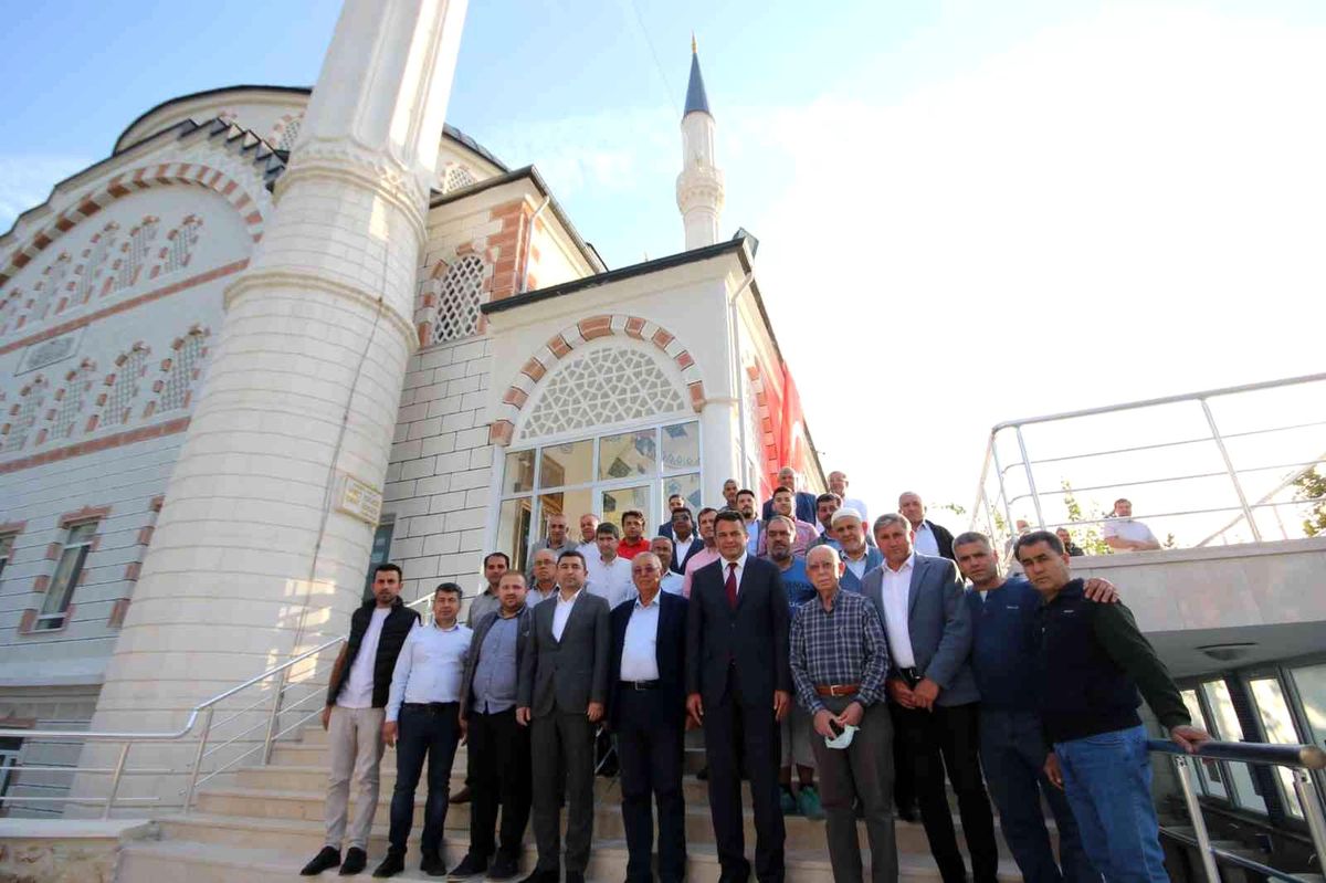 Kaş\'ta yaptırılan Yeşilköy Cami, törenle açıldı
