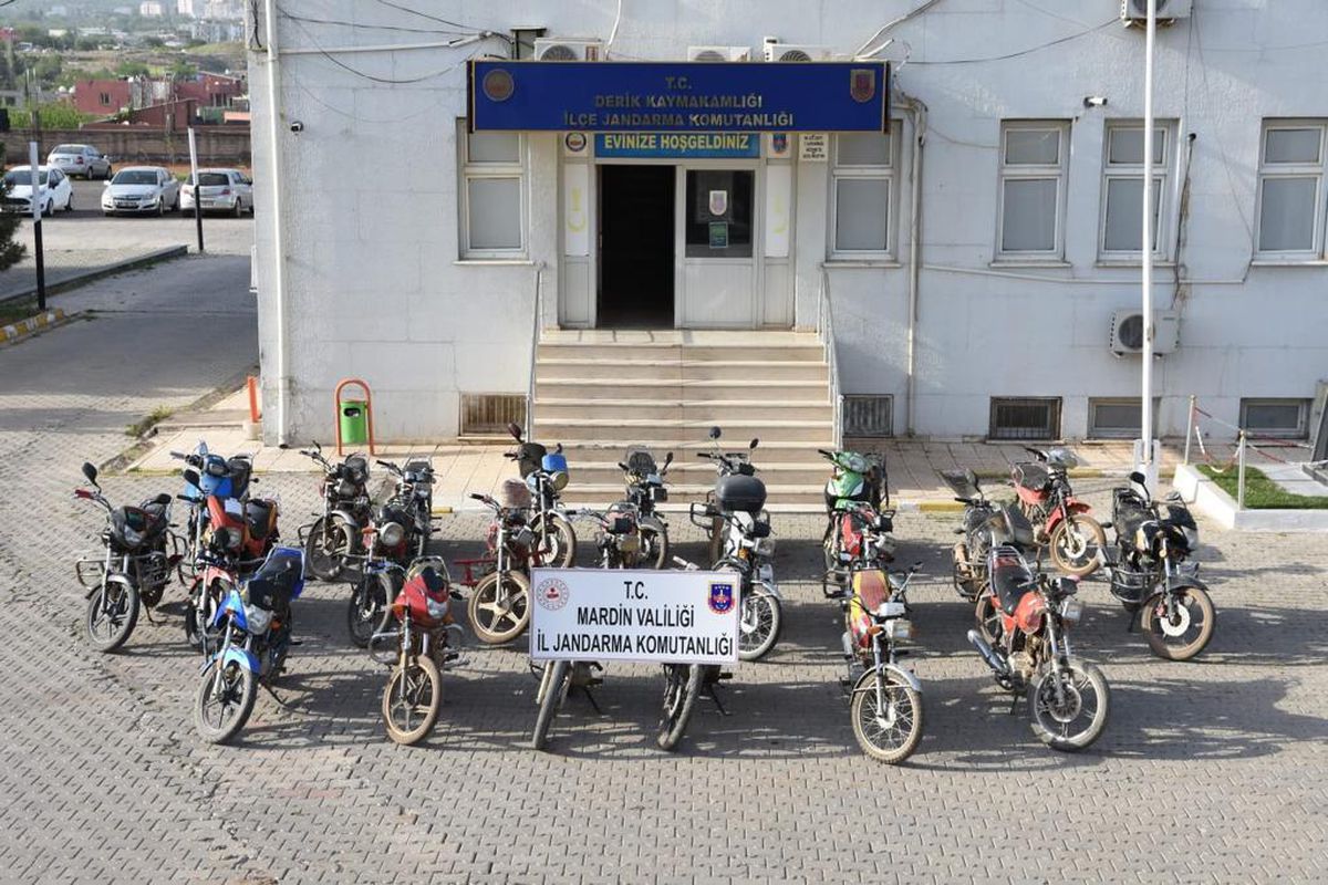 Mardin\'de çalıntı olduğu tespit edilen 23 motosiklete el konuldu