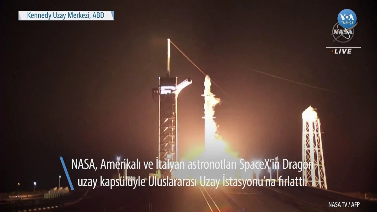 NASA Astronotları SpaceX Kapsülüyle Uzaya Fırlatıldı