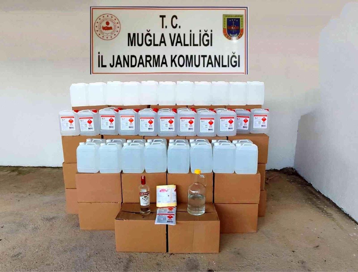 Bodrum\'da 1080 litre etil alkol ele geçirildi