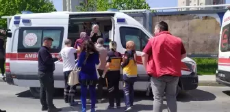 Son dakika haberi! Küçükçekmece'de İETT otobüsü zincirleme kazaya karıştı: 14 yaralı