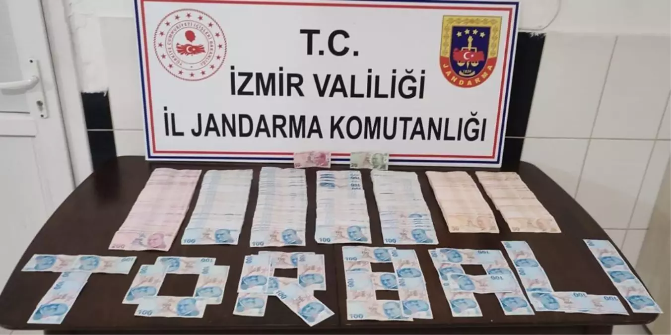 İzmir\'de yazılım açığını kullanarak ATM\'den para çeken şüpheli yakalandı