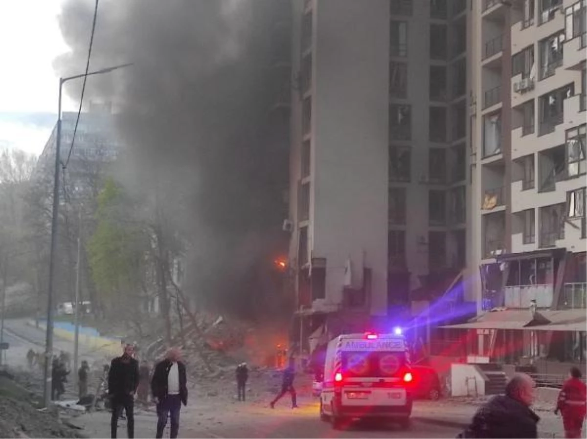 Son dakika haberleri | Kiev Belediye Başkanı: Füze saldırılarında 1 kişinin cesedine ulaşıldı