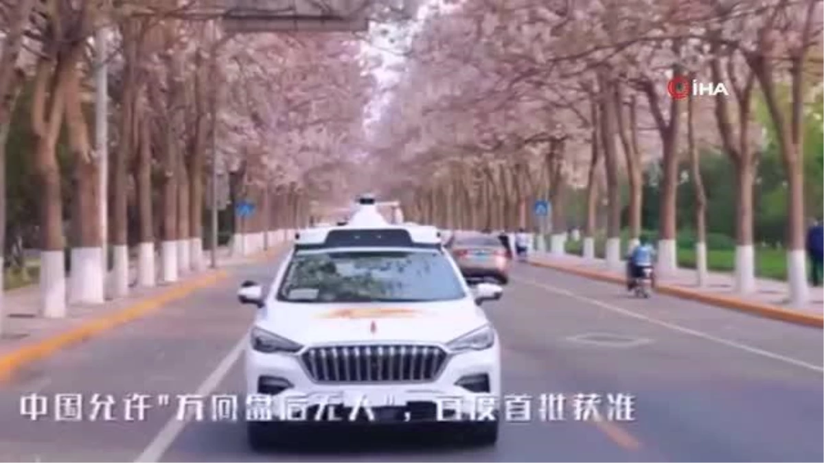 Pekin\'de ilk sürücüsüz taksiye onay