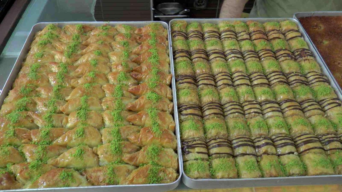 Ramazan'da merdiven altı tatlıcılara dikkat
