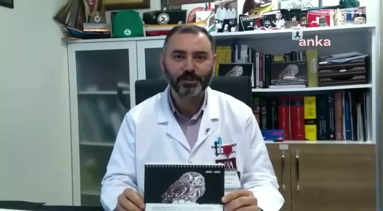 Samsun\'da Doktor İlhan Karabıçak, Çektiği Fotoğraflardan Yaptırdığı Takvimlerle Sma Hastası Fatma Zehra\'nın Tedavisi İçin Bağış Topluyor