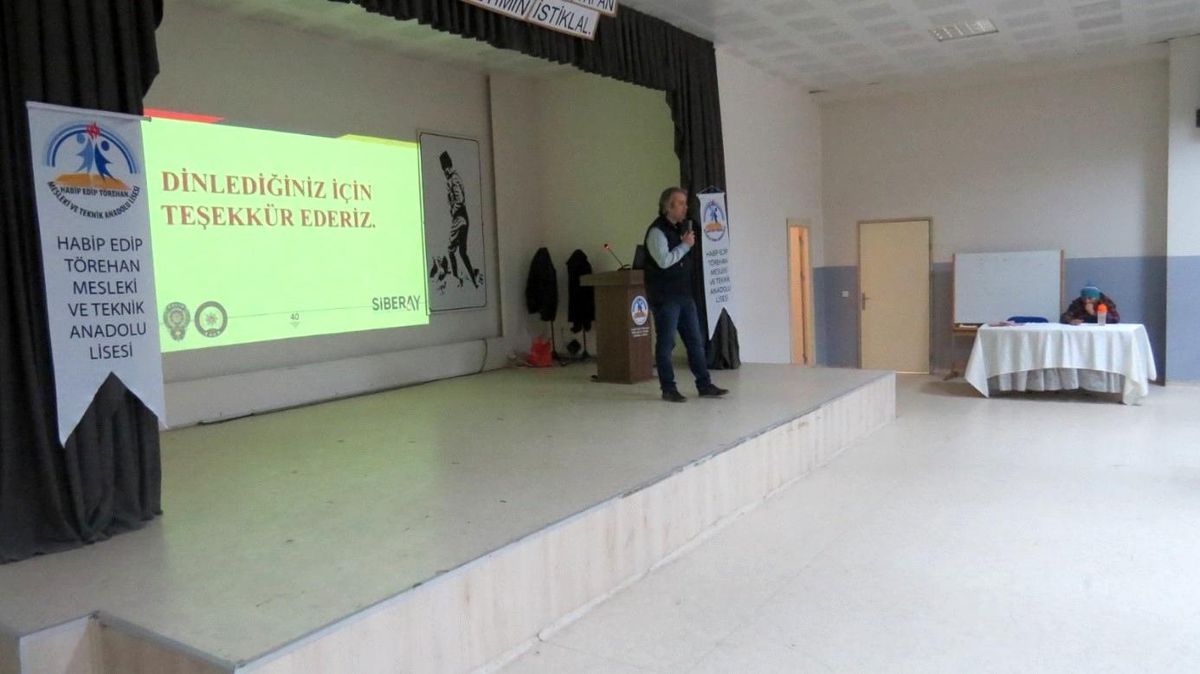 Siber Suçlarla Mücadele ekiplerinden bilgilendirme seminerleri