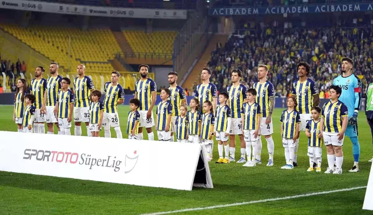 Spor Toto Süper Lig: Fenerbahçe: 1 - Gaziantep FK: 0 (Maç devam ediyor)