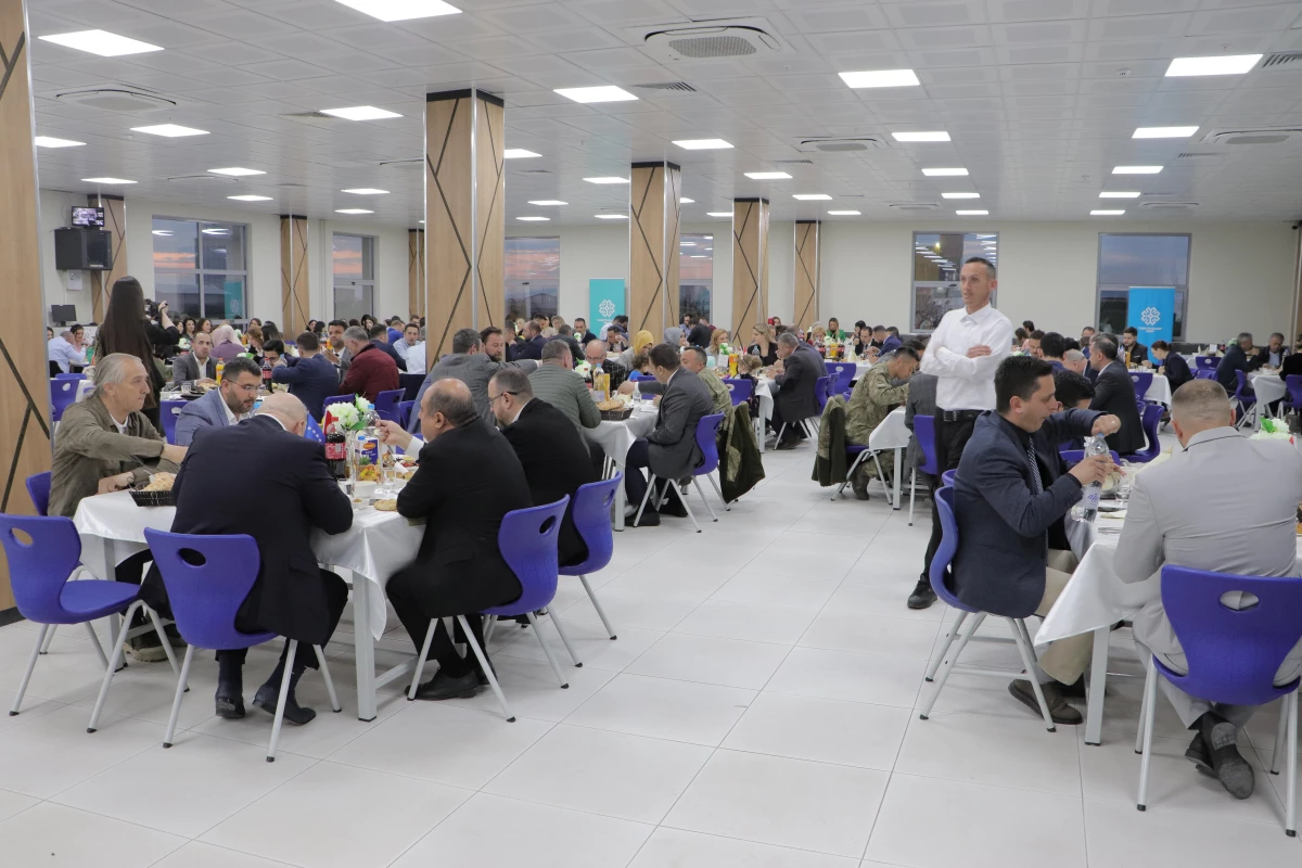 Türkiye Maarif Vakfı Kosova\'da iftar verdi