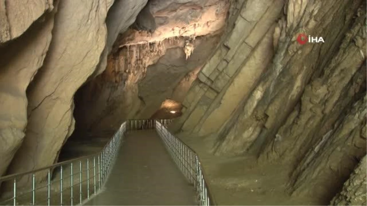 3 buçuk milyon yıllık mağara, mikro klima özelliğiyle astım hastalarının ilgi odağı