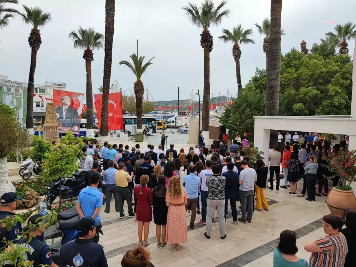 Bodrum Belediye Başkanı Aras, Belediye Personeli ile Bayramlaştı